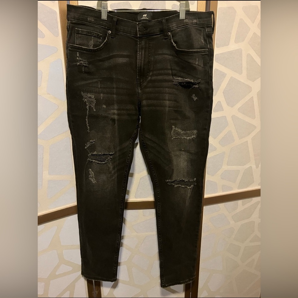 H&M Washed Black Ripped Distressed Skinny Jeans - Men's Size: 36x32
